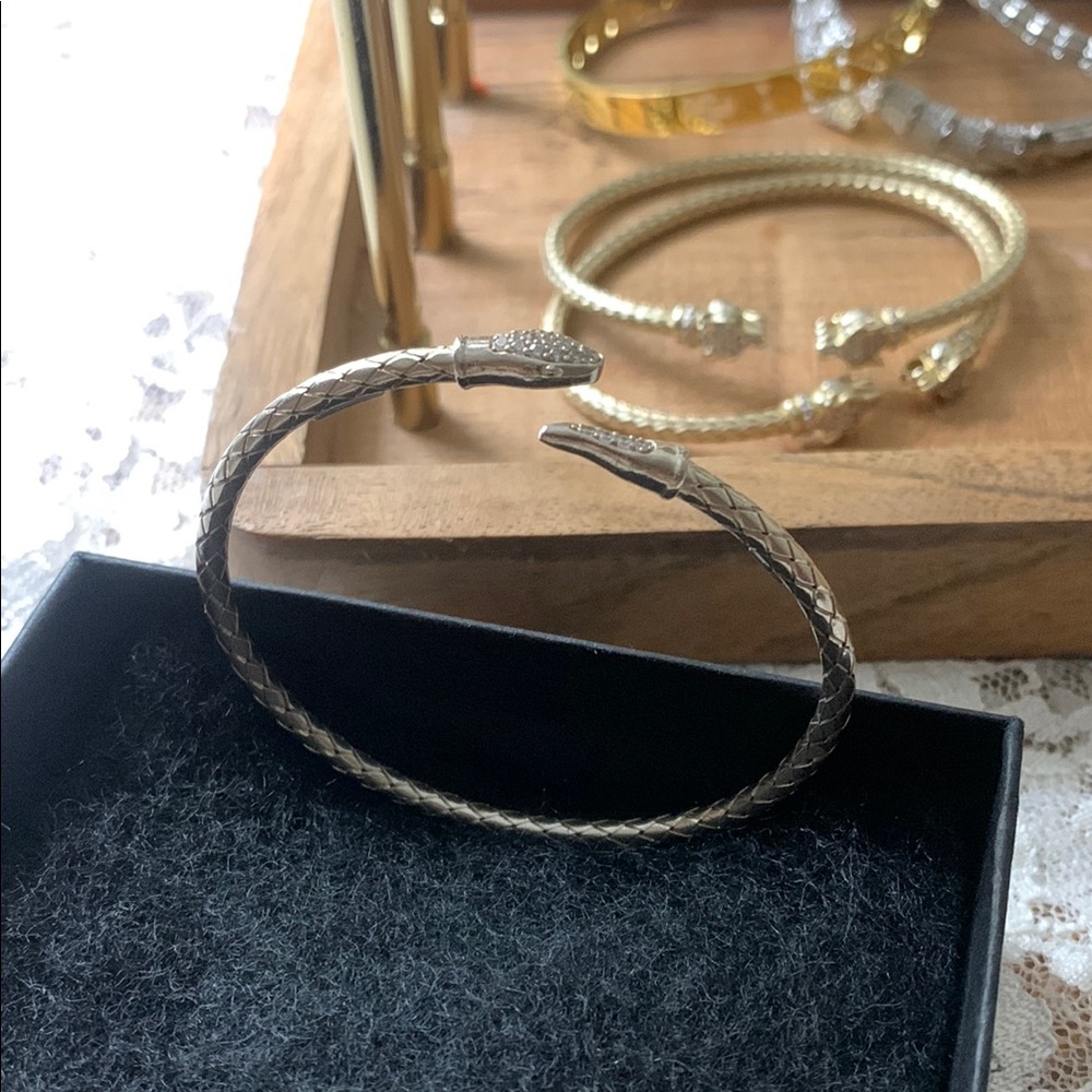Elegant SS925 Snake Bracelet